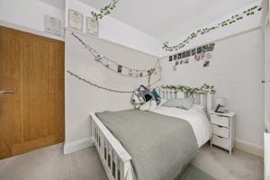 Riverside Crescent Holymoorside